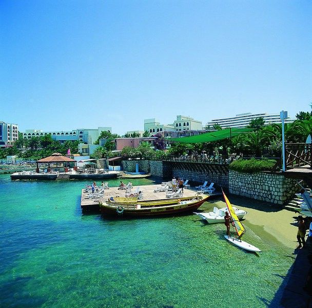 Cande Festival Hotel Kusadasi Exterior foto